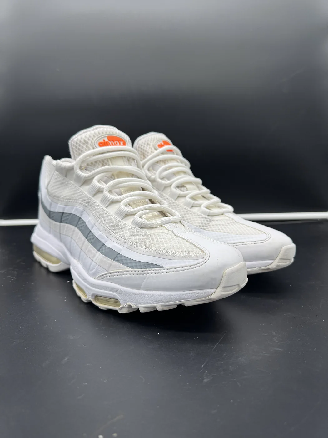 White Nike Runner after sneaker cleaning