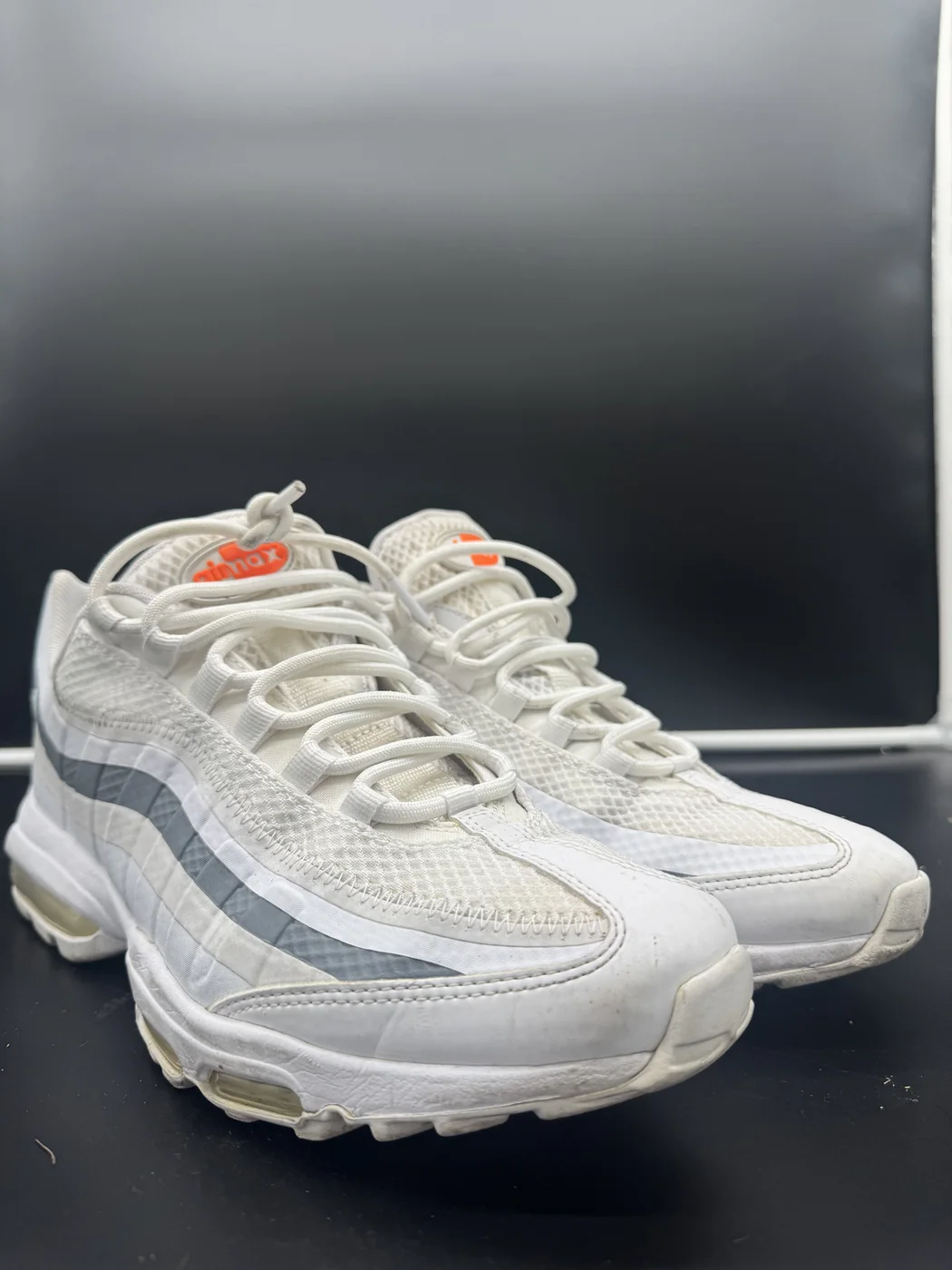White Nike Runner before sneaker cleaning