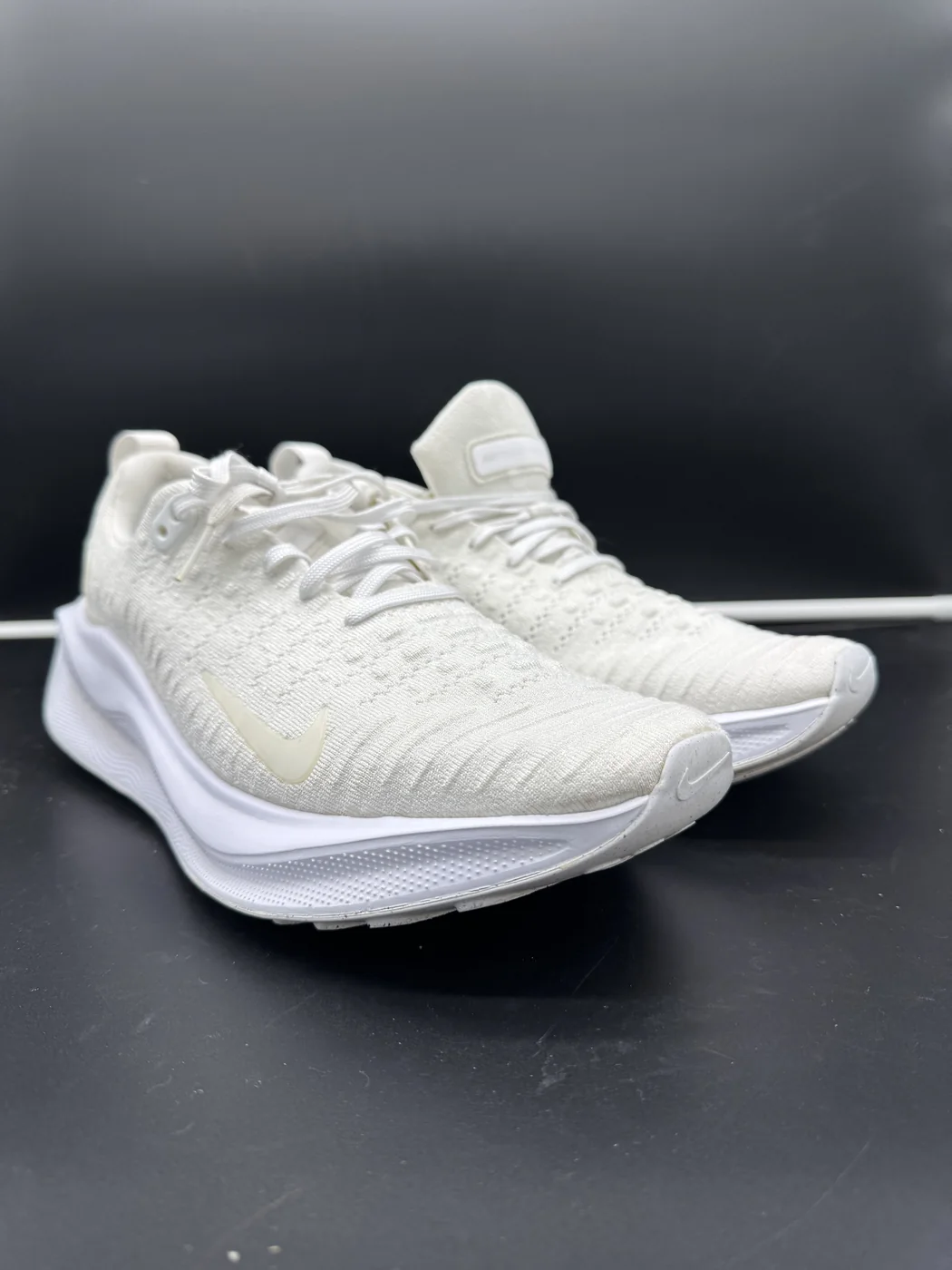 White Comfort Runner after sneaker cleaning