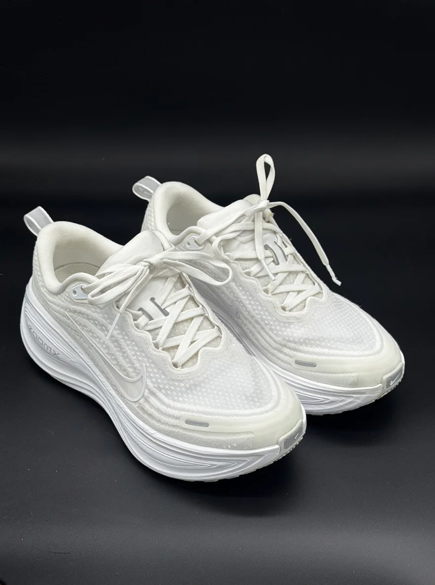 White Runner after sneaker cleaning