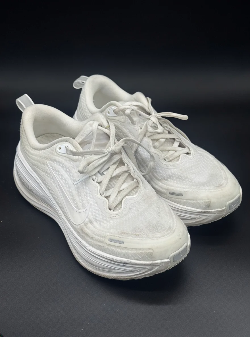 White Runner before sneaker cleaning
